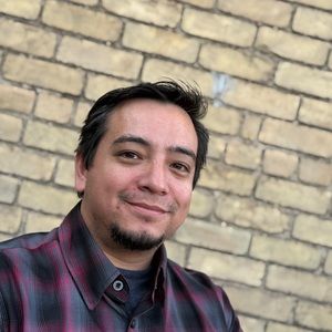 Meet your Posher, Luis